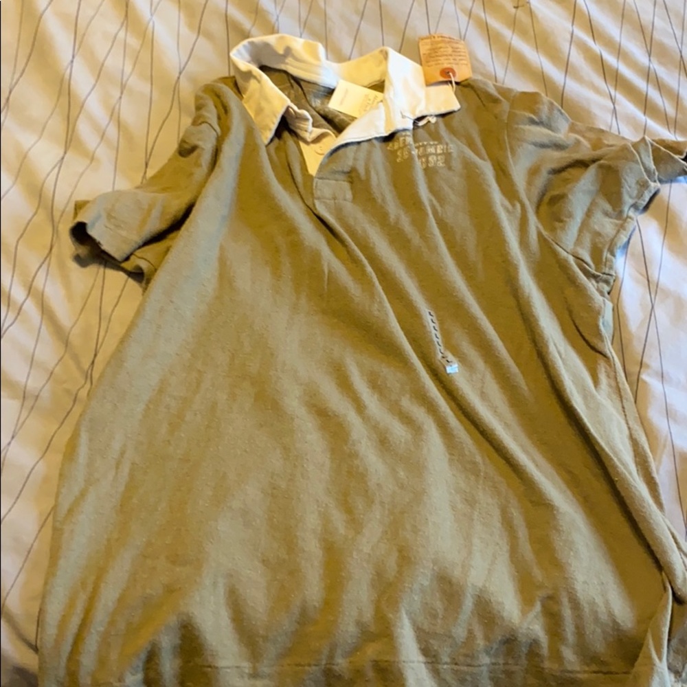 Abercrombie large polo new tag